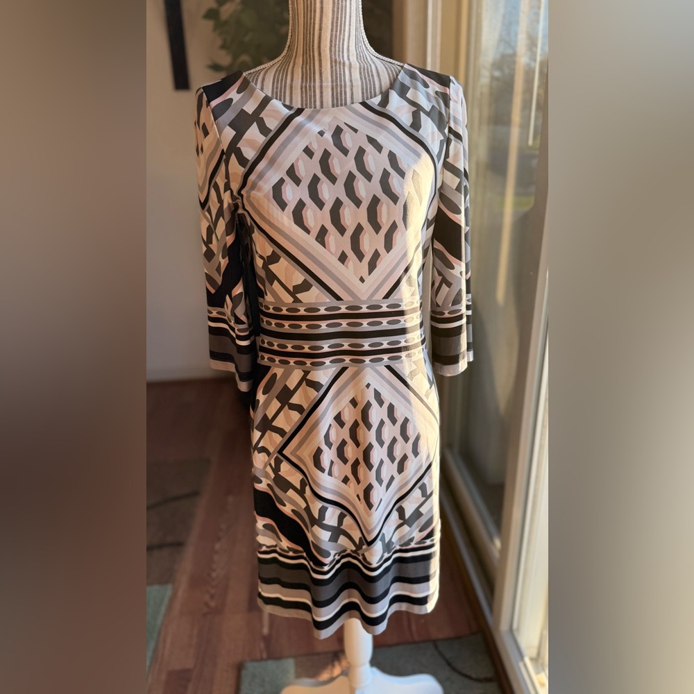 Calvin Klein  3/4 Sleeve Dress